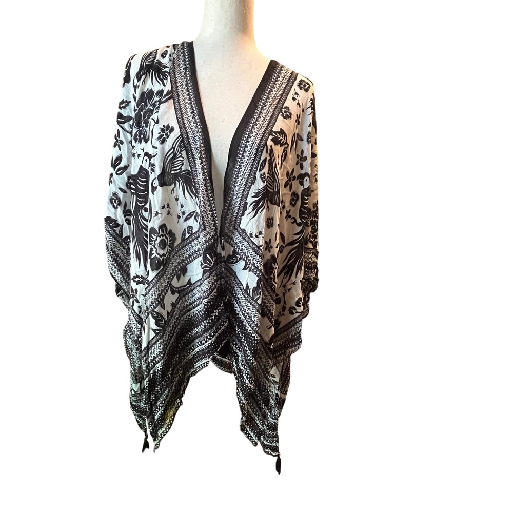 Vince Camuto Kimono Wrap Womens One Size Black White Bird Floral Tassel Boho